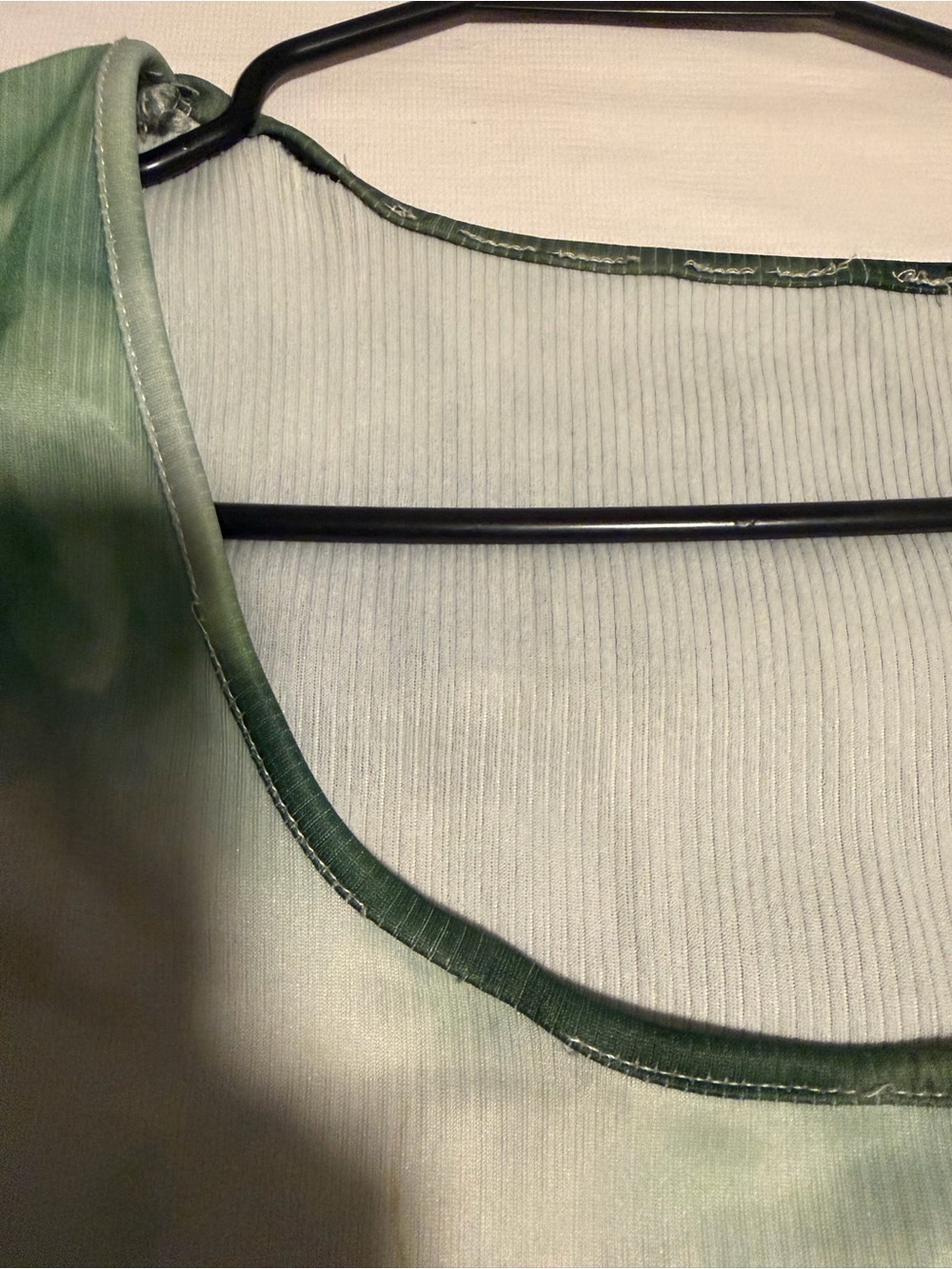 Scoop Neck Green Tie-Dye Bodycon Dress with Waist Cinching Tie-Backs - Picture 4 of 6